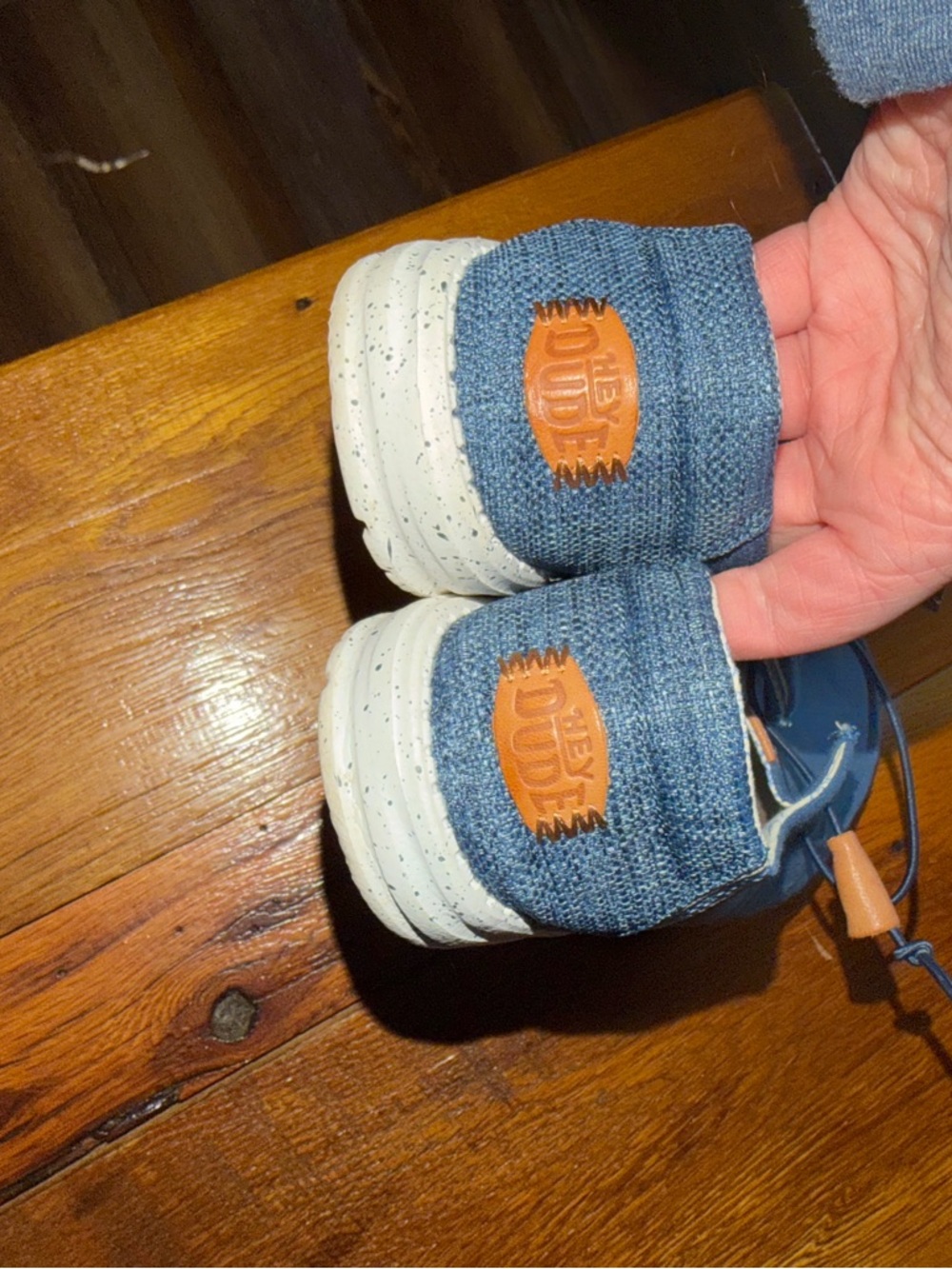 Women’s size 10 hey dudes worn once - Picture 4 of 6